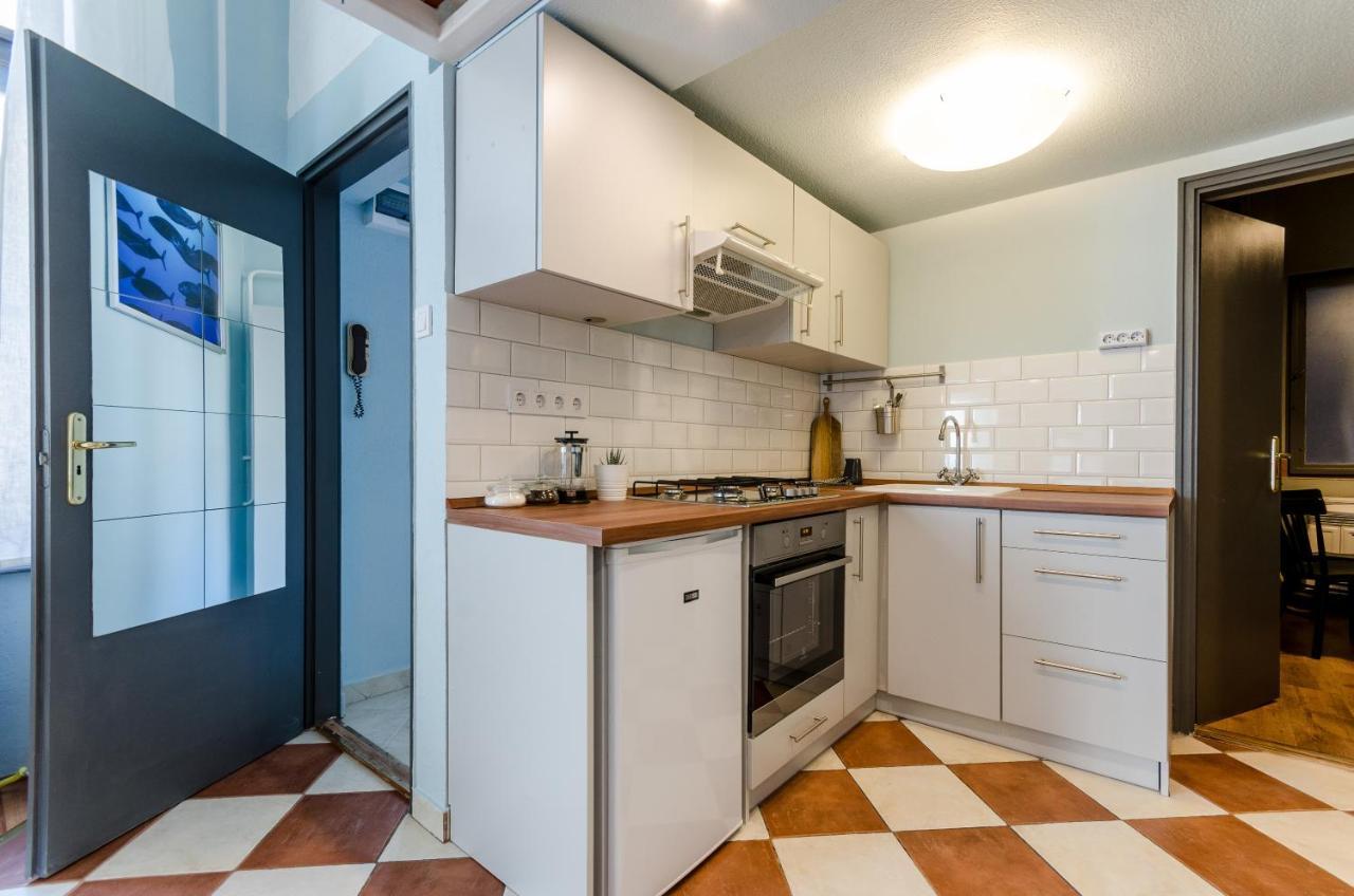 Paulay'S Studio Apartment In The City Center. Budapest Kültér fotó